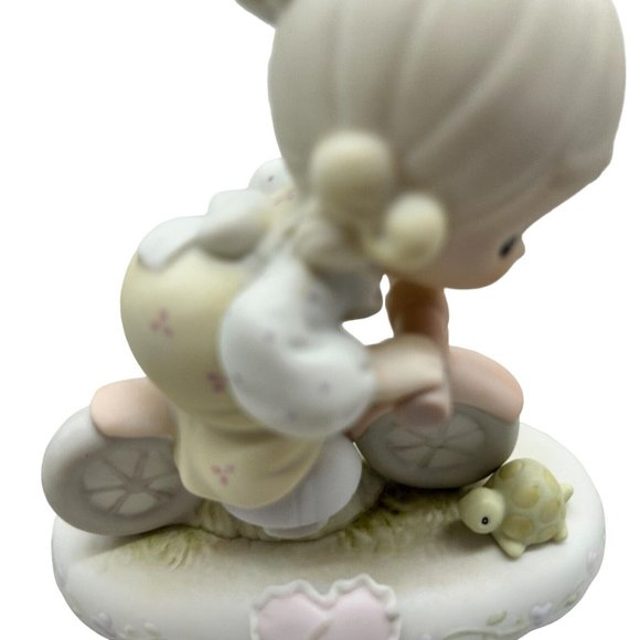 Precious Moments by Enesco Collector Growing in Grace Age 6 Birthday  136255 - Picture 9 of 12
